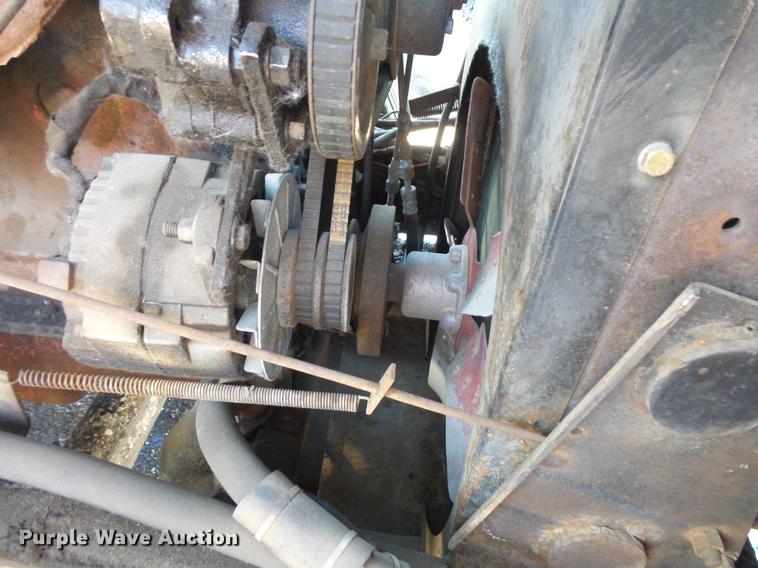 image for item DW9571 1966 International CO202 oil distributor truck