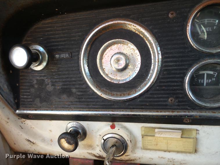 image for item DW9573 Ford F600 dump truck