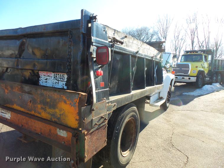 image for item DW9573 Ford F600 dump truck