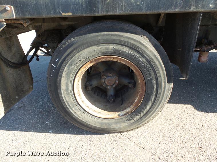 image for item DW9573 Ford F600 dump truck