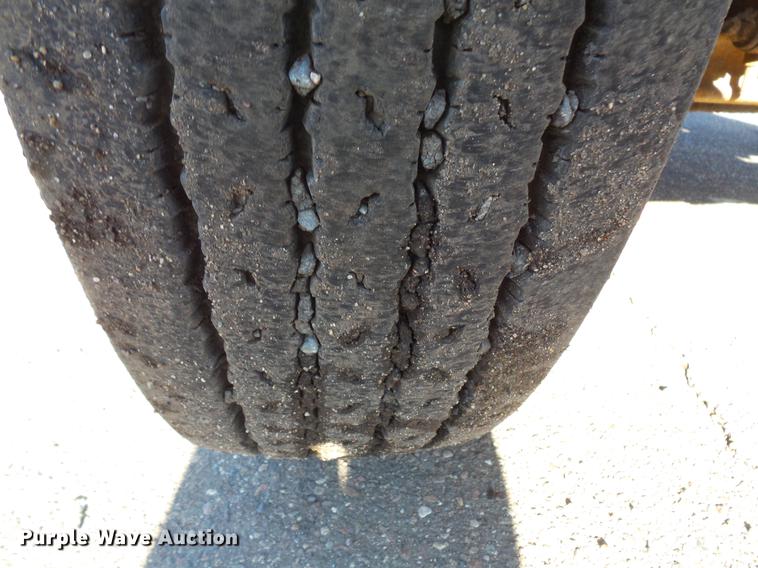 image for item DW9573 Ford F600 dump truck