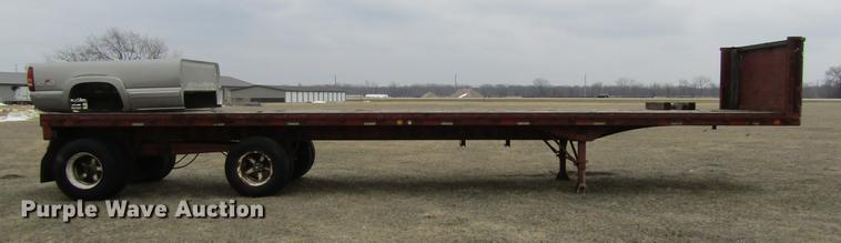 image for item DA3577 1974 Trailmobile flatbed trailer