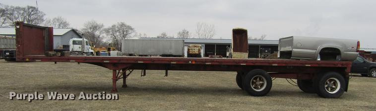 image for item DA3577 1974 Trailmobile flatbed trailer