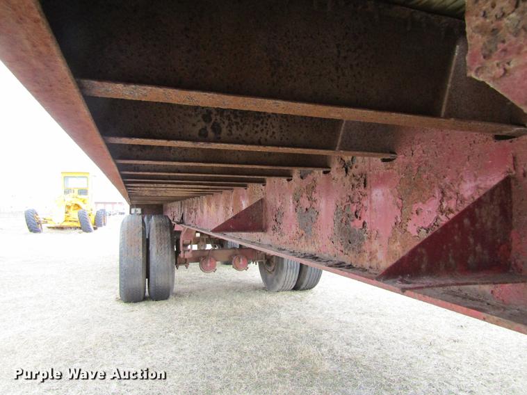 image for item DA3577 1974 Trailmobile flatbed trailer