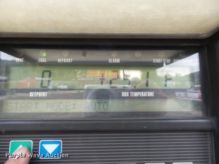 image for item DB6391 2009 Utility 3000R refrigerated van trailer