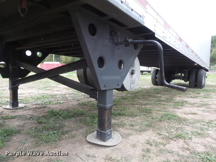 image for item DB6391 2009 Utility 3000R refrigerated van trailer