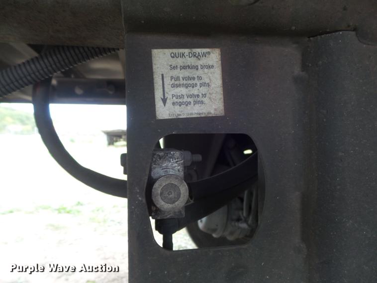 image for item DB6391 2009 Utility 3000R refrigerated van trailer