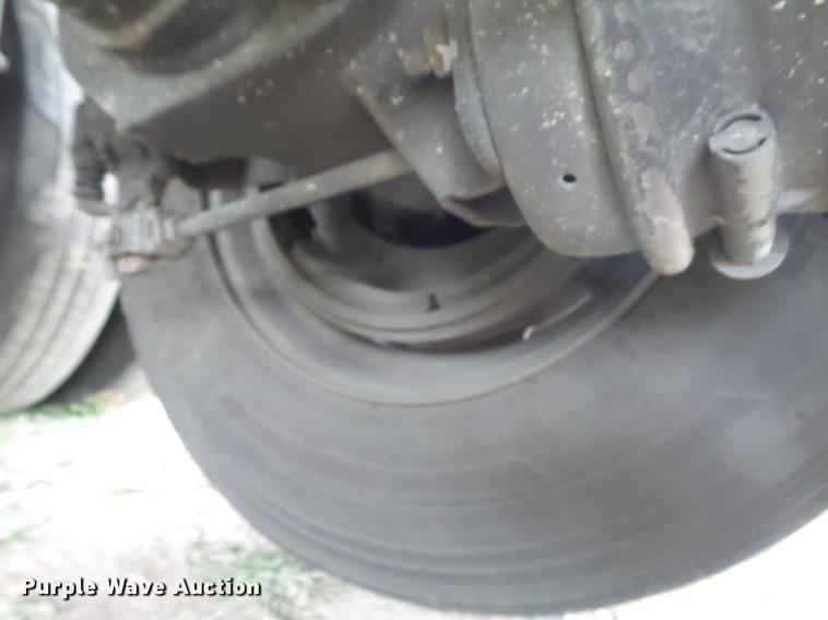 image for item DB6391 2009 Utility 3000R refrigerated van trailer