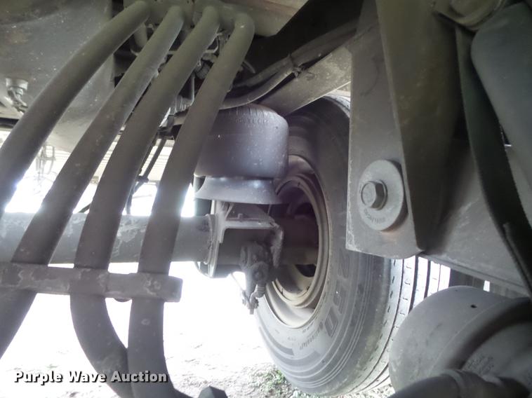 image for item DB6391 2009 Utility 3000R refrigerated van trailer