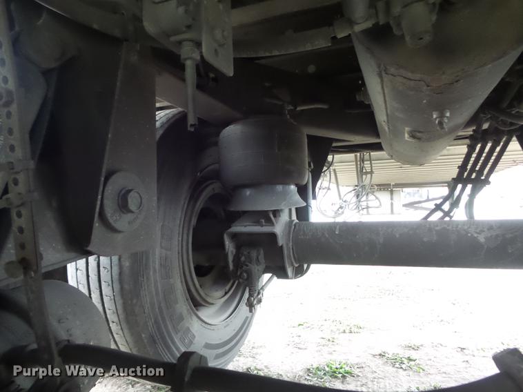 image for item DB6391 2009 Utility 3000R refrigerated van trailer