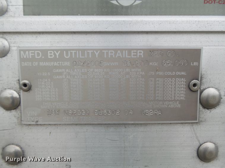 image for item DB6391 2009 Utility 3000R refrigerated van trailer