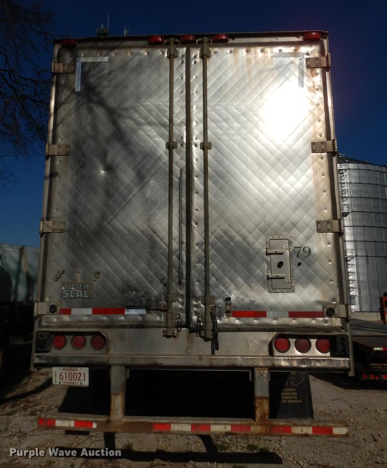 image for item DC0435 2000 Great Dane refrigerated van trailer