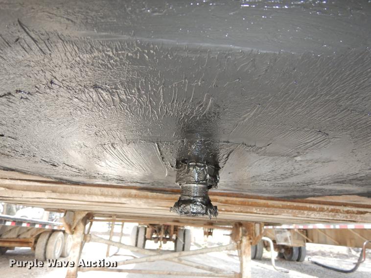 image for item DC0435 2000 Great Dane refrigerated van trailer