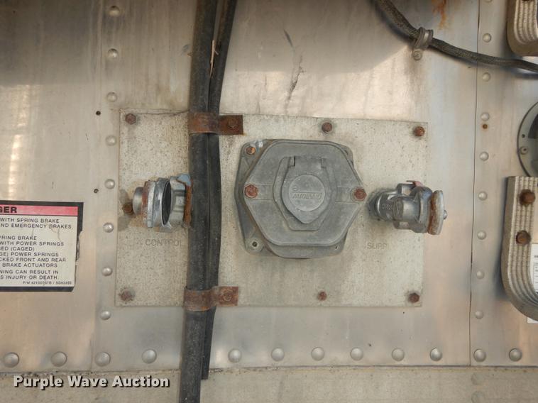 image for item DC0435 2000 Great Dane refrigerated van trailer