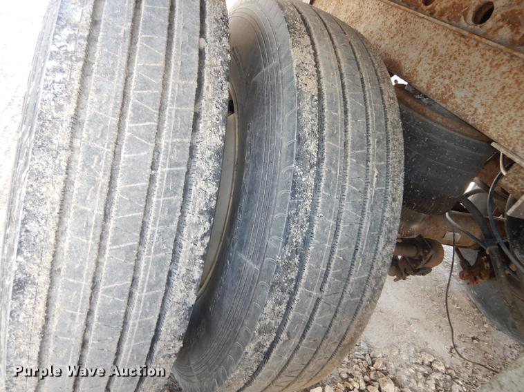 image for item DC0435 2000 Great Dane refrigerated van trailer