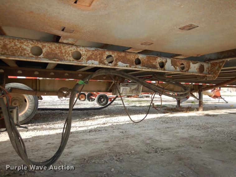 image for item DC0435 2000 Great Dane refrigerated van trailer