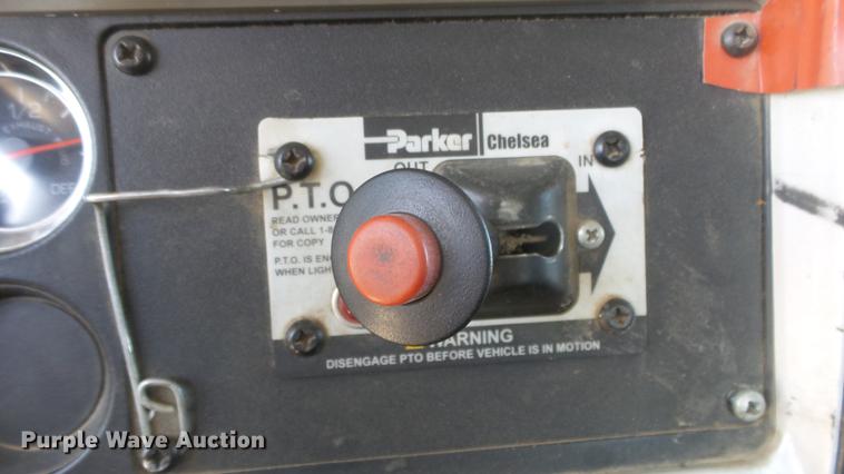 image for item DC0716 2014 Kenworth T660 semi truck