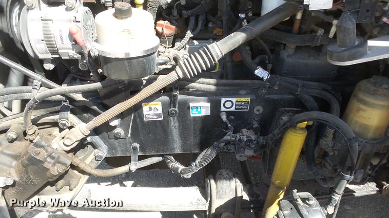 image for item DC0716 2014 Kenworth T660 semi truck