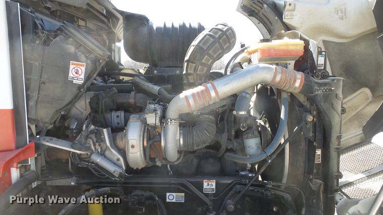 image for item DC0716 2014 Kenworth T660 semi truck