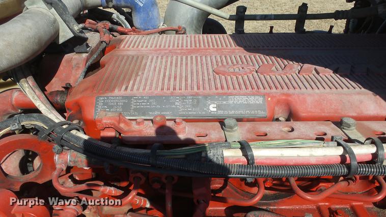 image for item DC0719 2013 Peterbilt 386 semi truck