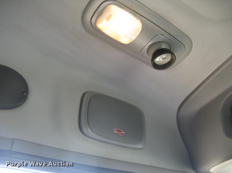 image for item DC2293 2014 Peterbilt 386 semi truck