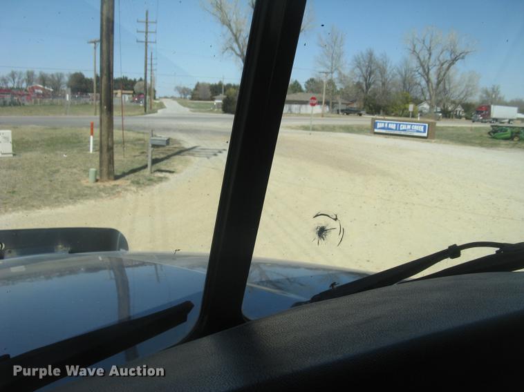 image for item DC2293 2014 Peterbilt 386 semi truck