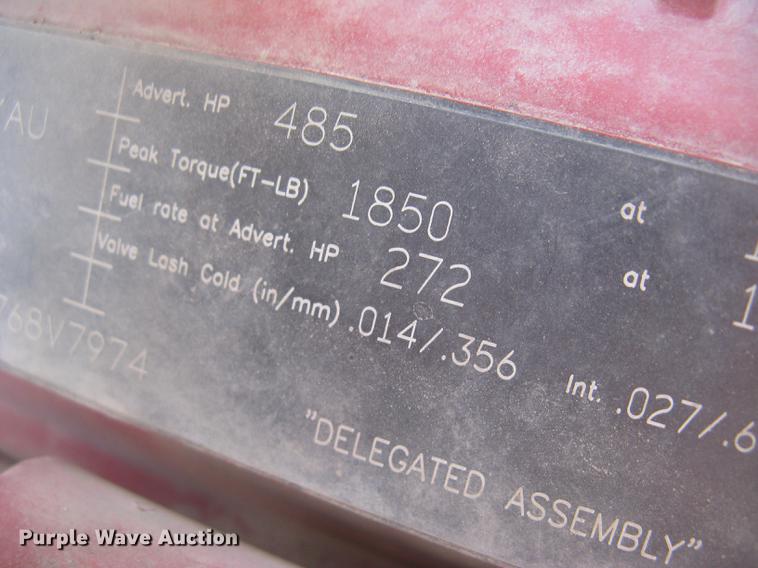 image for item DC2293 2014 Peterbilt 386 semi truck