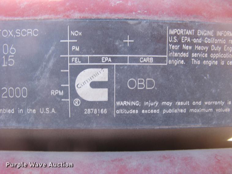 image for item DC2293 2014 Peterbilt 386 semi truck