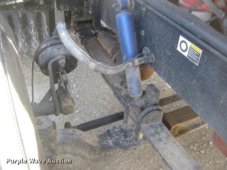 image for item DC2293 2014 Peterbilt 386 semi truck