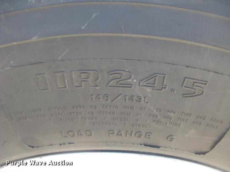 image for item DC2293 2014 Peterbilt 386 semi truck