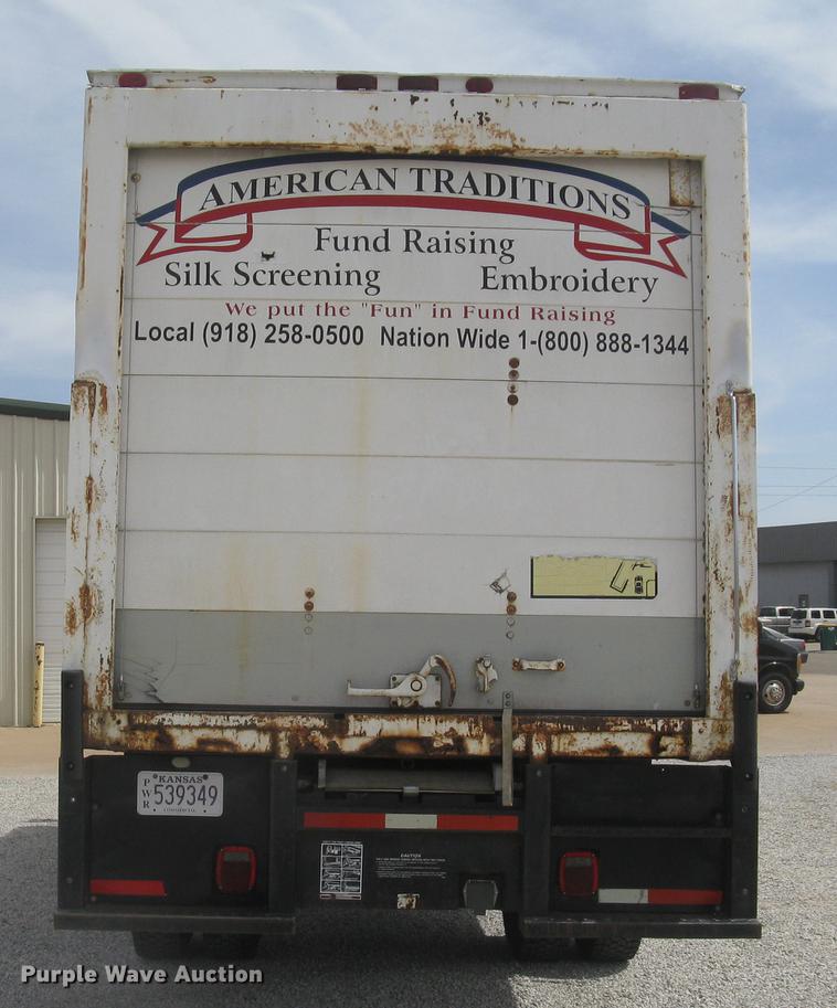 image for item DC2297 2004 International DuraStar 4300 refrigerated box truck