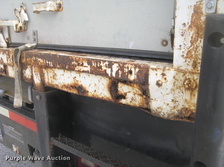 image for item DC2297 2004 International DuraStar 4300 refrigerated box truck