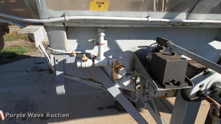 image for item DC2525 1981 Stainless Steel Equip. tank trailer