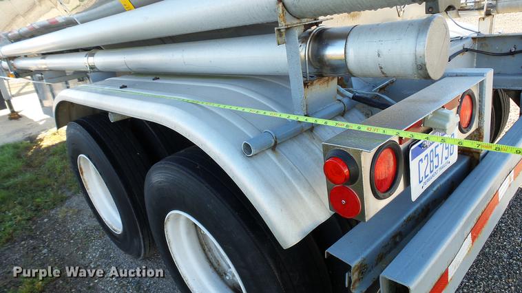 image for item DC2525 1981 Stainless Steel Equip. tank trailer