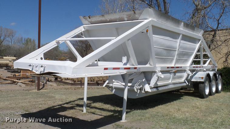 image for item DD1314 2009 American Carrier Equipment ABD370T bottom dump trailer