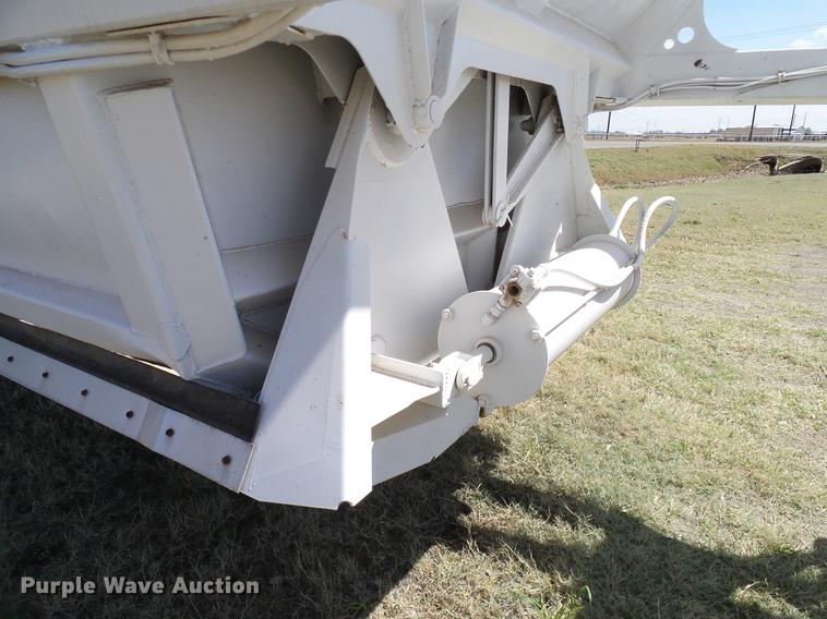 image for item DD1314 2009 American Carrier Equipment ABD370T bottom dump trailer