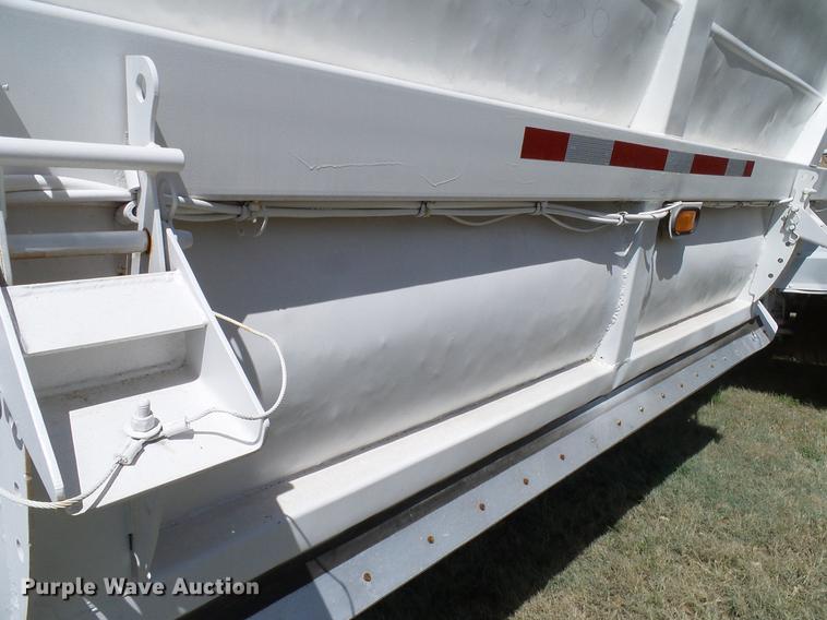 image for item DD1314 2009 American Carrier Equipment ABD370T bottom dump trailer