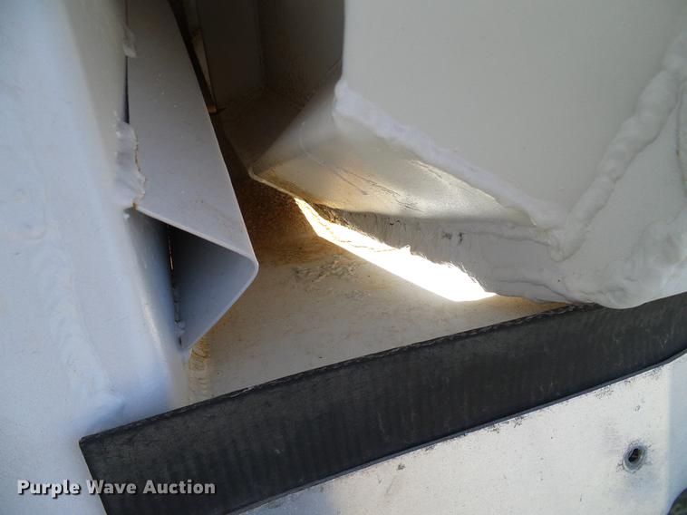 image for item DD1314 2009 American Carrier Equipment ABD370T bottom dump trailer