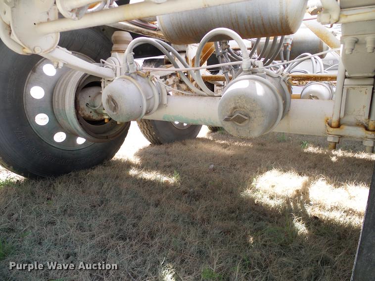 image for item DD1314 2009 American Carrier Equipment ABD370T bottom dump trailer