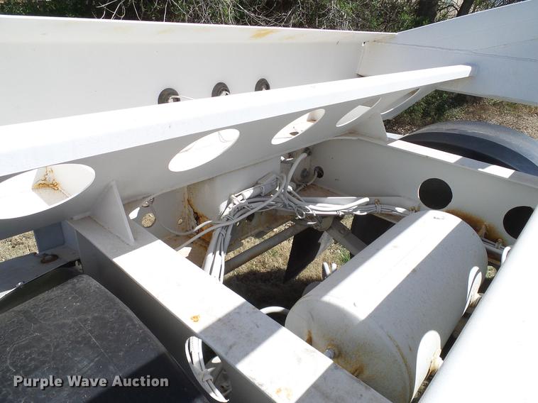 image for item DD1314 2009 American Carrier Equipment ABD370T bottom dump trailer