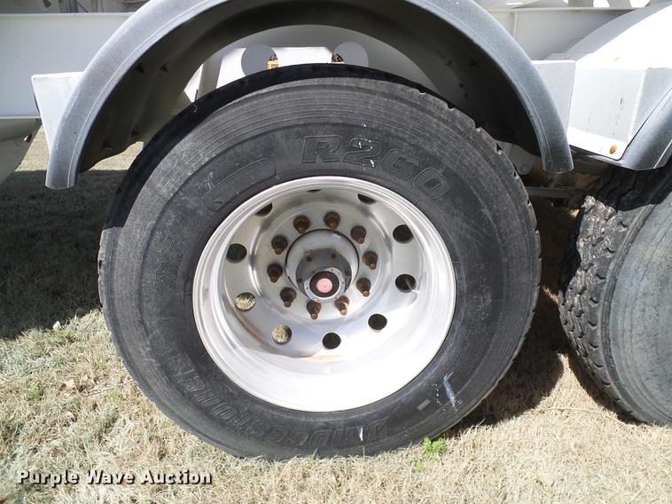 image for item DD1314 2009 American Carrier Equipment ABD370T bottom dump trailer