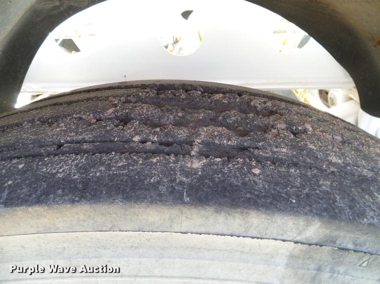 image for item DD1314 2009 American Carrier Equipment ABD370T bottom dump trailer