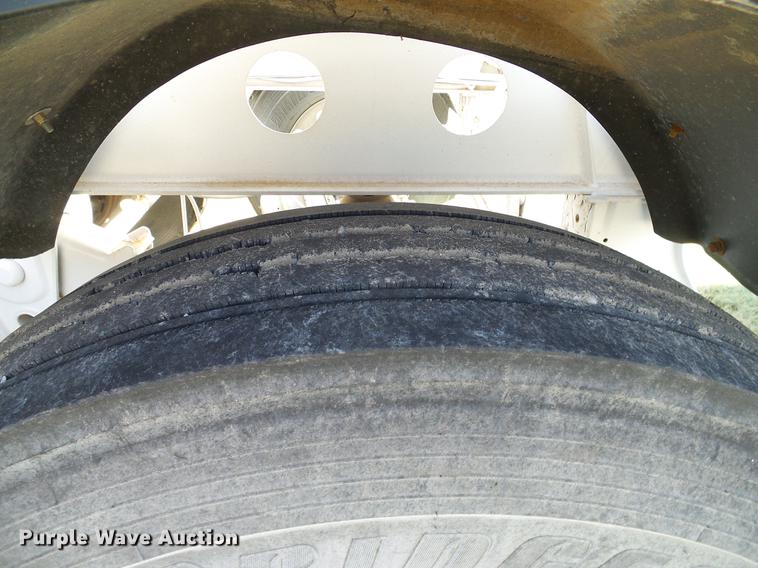 image for item DD1314 2009 American Carrier Equipment ABD370T bottom dump trailer