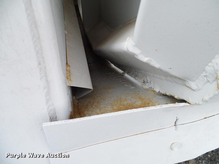 image for item DD1315 2009 American Carrier Equipment ABD370T bottom dump trailer