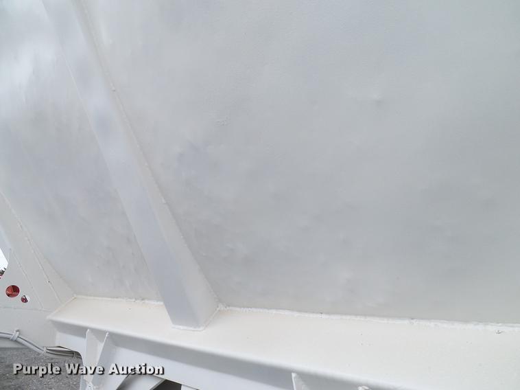 image for item DD1315 2009 American Carrier Equipment ABD370T bottom dump trailer