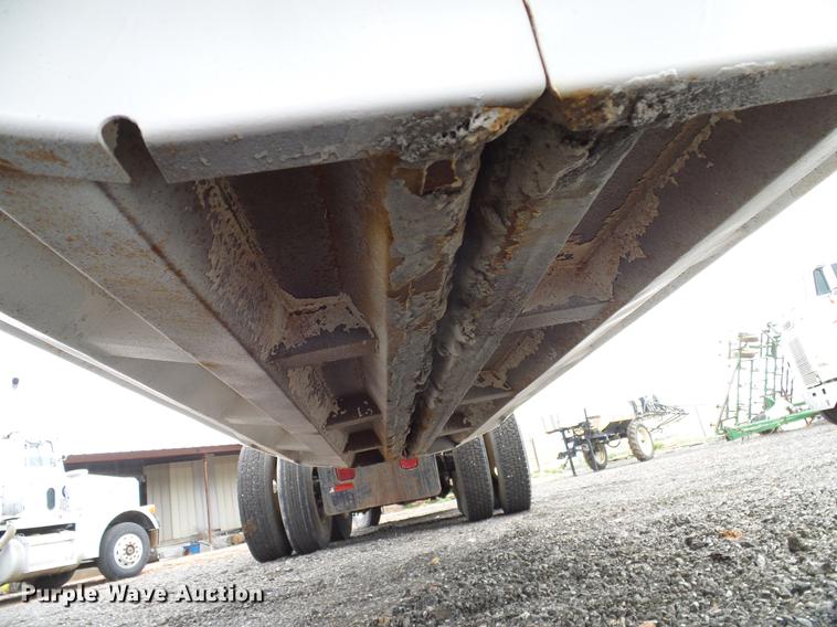 image for item DD1315 2009 American Carrier Equipment ABD370T bottom dump trailer