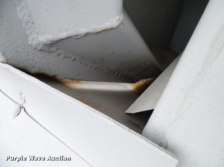 image for item DD1315 2009 American Carrier Equipment ABD370T bottom dump trailer