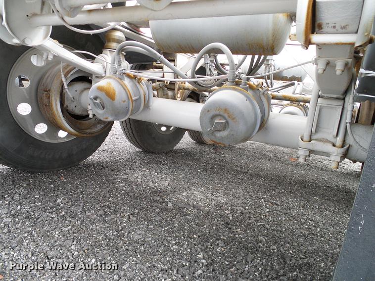 image for item DD1315 2009 American Carrier Equipment ABD370T bottom dump trailer