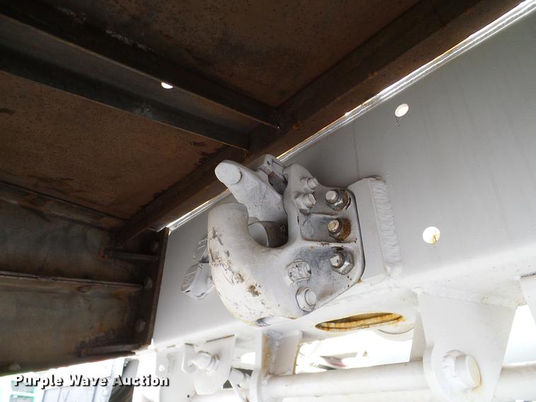 image for item DD1315 2009 American Carrier Equipment ABD370T bottom dump trailer