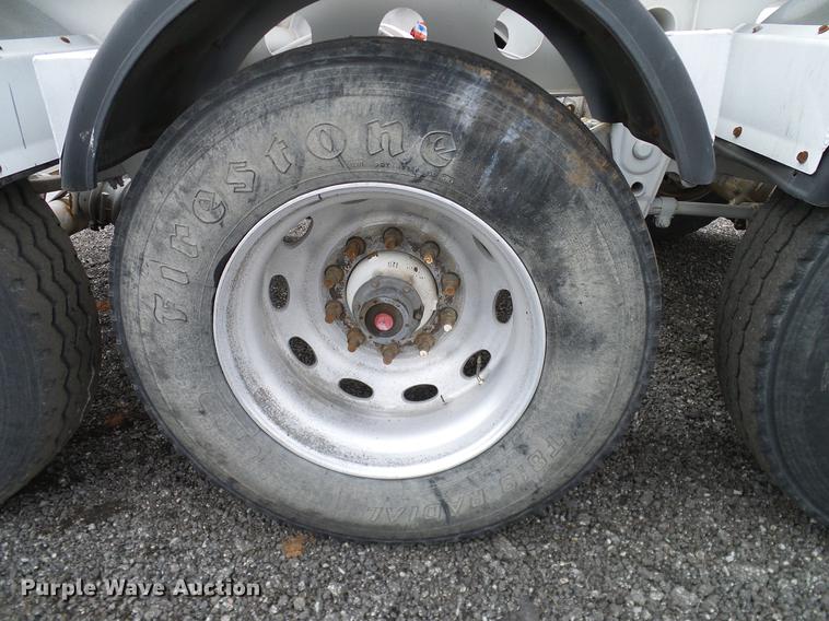 image for item DD1315 2009 American Carrier Equipment ABD370T bottom dump trailer